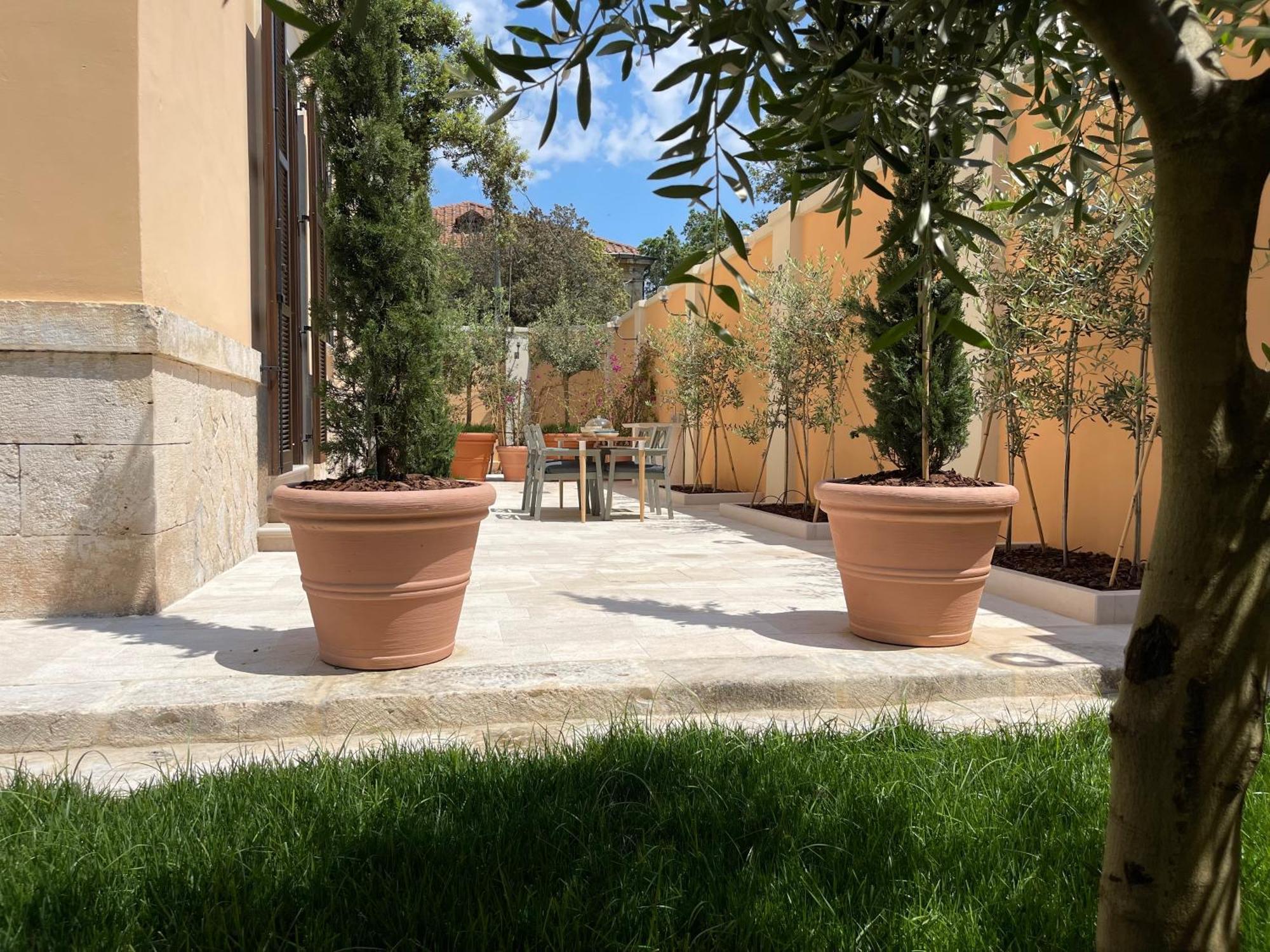Palazzo Pitagora Hotel Taranto Luaran gambar